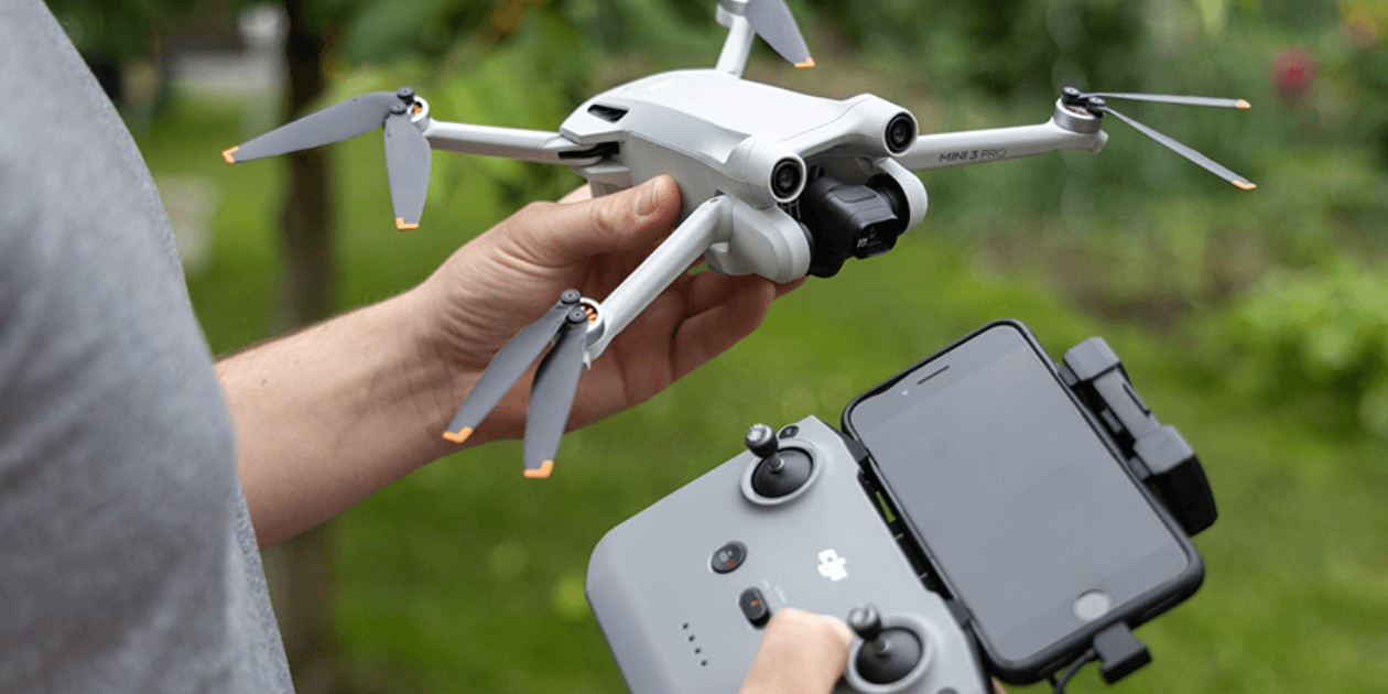 DJI Mini 3: Compact Powerhouse with Vertical Shooting