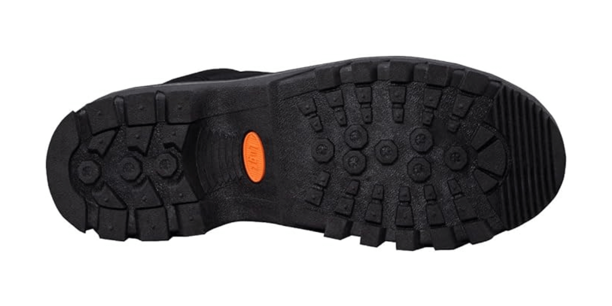 Rugged Comfort: Lugz Fringe Boots for Any Adventure