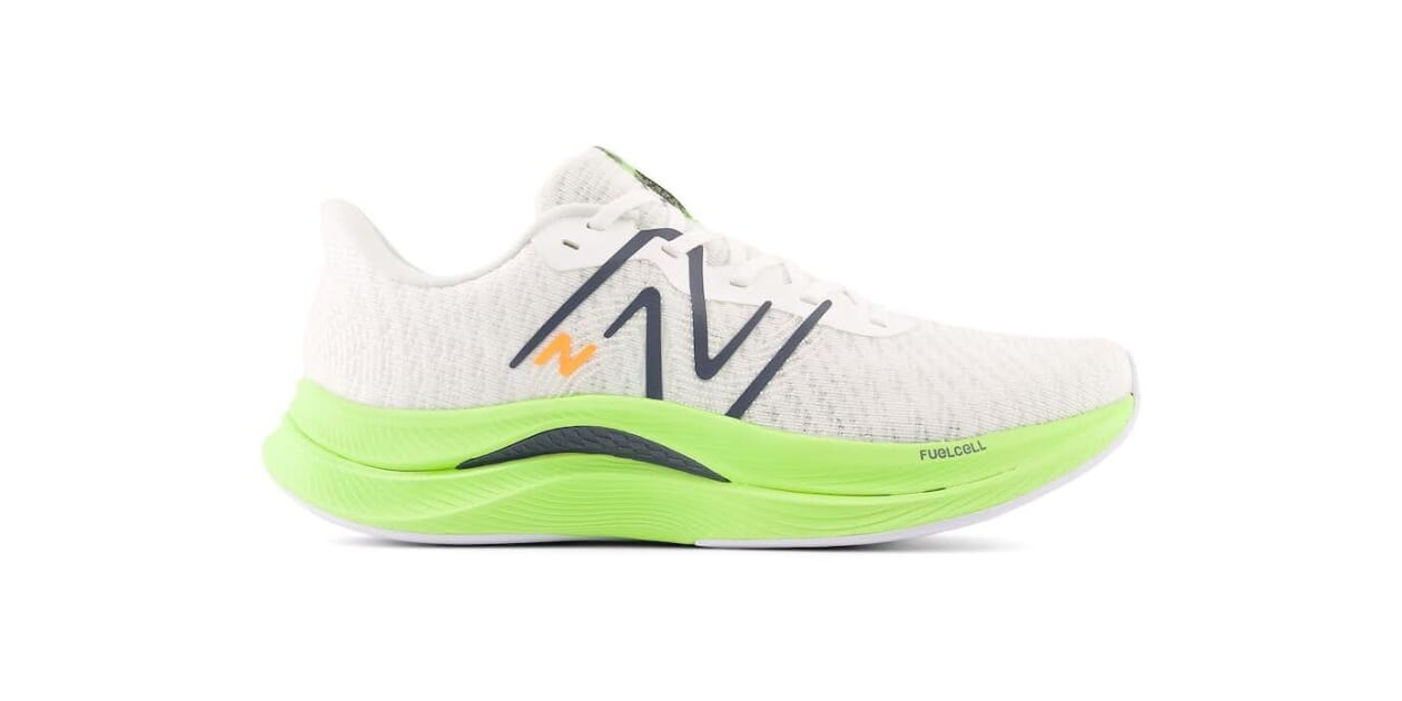 New Balance Men’s Mfcprv4: Propel Your Run with Comfort