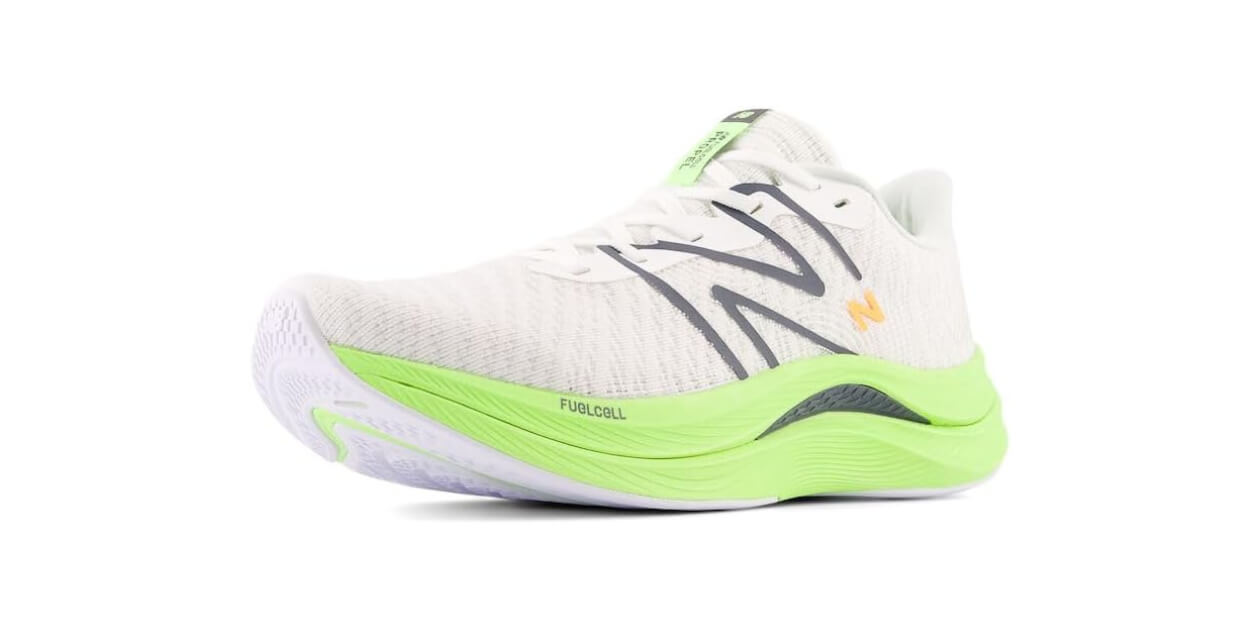 New Balance Men’s Mfcprv4: Propel Your Run with Comfort