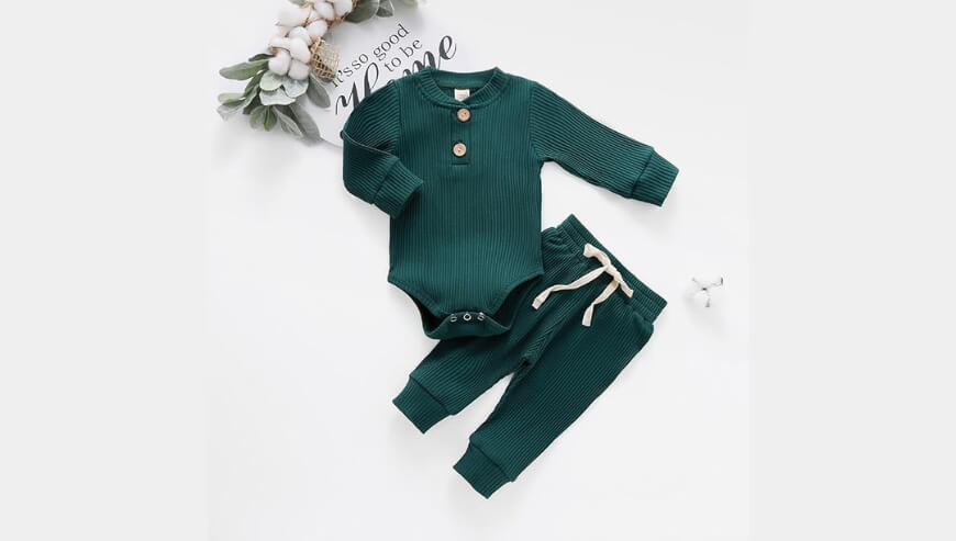 Newborn Baby Ribbed Knitted Outfit: Cozy & Stylish